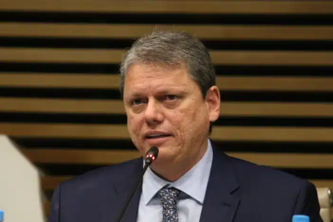 Ataque ao STF é visto como sinal de que Tarcísio planeja reeleição em 2026