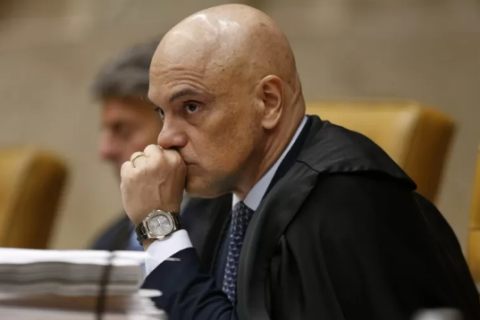 Moraes manda soltar idosa de 74 anos condenada do 8 de Janeiro