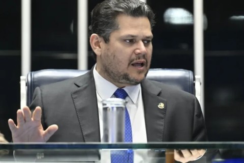 Governo aposta em Alcolumbre para barrar anistia a Bolsonaro no Senado