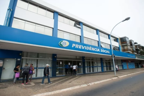 INSS e entidades suspeitas de fraude travam auditoria do TCU