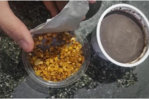 Bebê de oito meses morre e mulher está na UTI após comer açaí; suspeita é de envenenamento