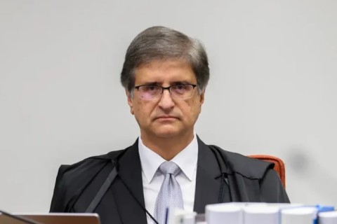 PGR apresenta pedido para condenação de Bolsonaro e mais 7 réus