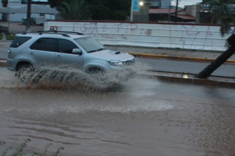 Inmet emite novo alerta de chuvas intensas para 110 cidades do RN, incluindo Natal e Mossoró