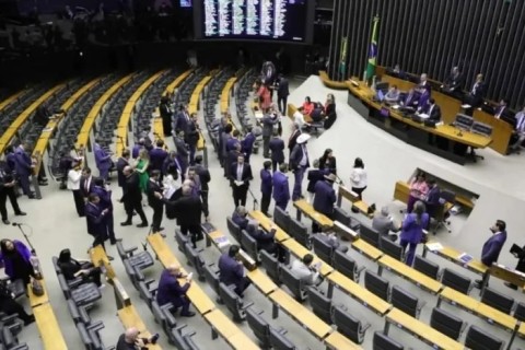 Câmara aprova proposta que cria regras para decisões individuais no STF