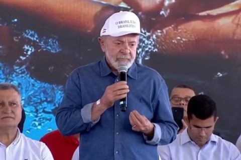 Lula diz que governo lançará linhas de crédito para população ‘comprar comida’ e ‘não dólar’