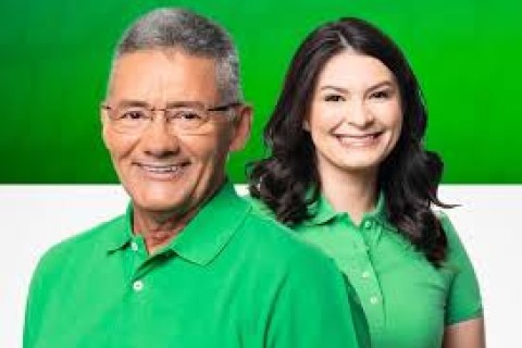 A Justiça Eleitoral cassou, nesta sexta-feira (05/09), os mandatos do prefeito de Marcelino Vieira, Hindemberg Pontes de Lima (Dibed