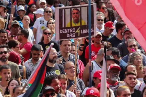 Atos contra anistia e a PEC da Blindagem ocorrem hoje em todo país